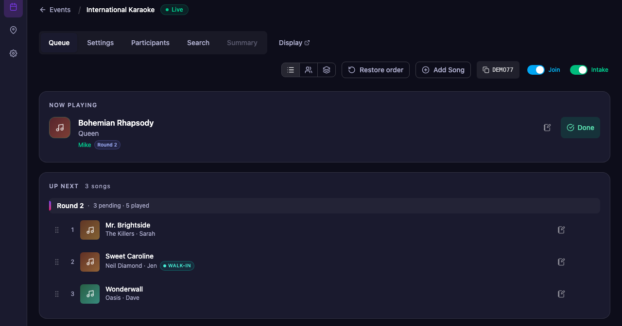 k5e Cue host dashboard showing the live performance queue